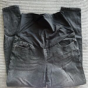 Black Maternity Skinny Jeans with Stretch Panel
